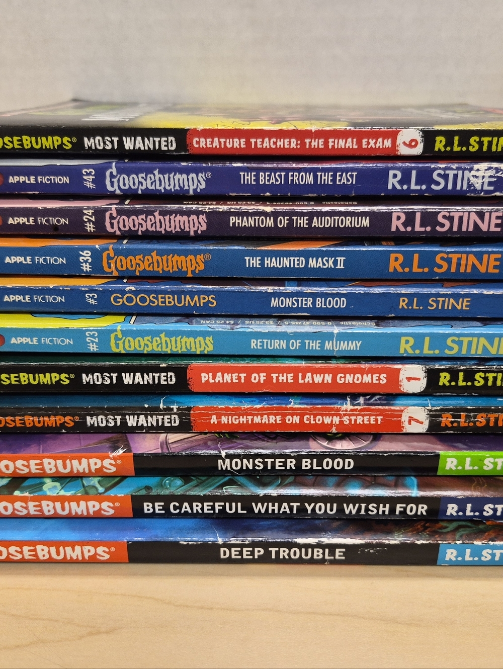 Lot of 11 Vintage R.L. Stine Goosebumps Books